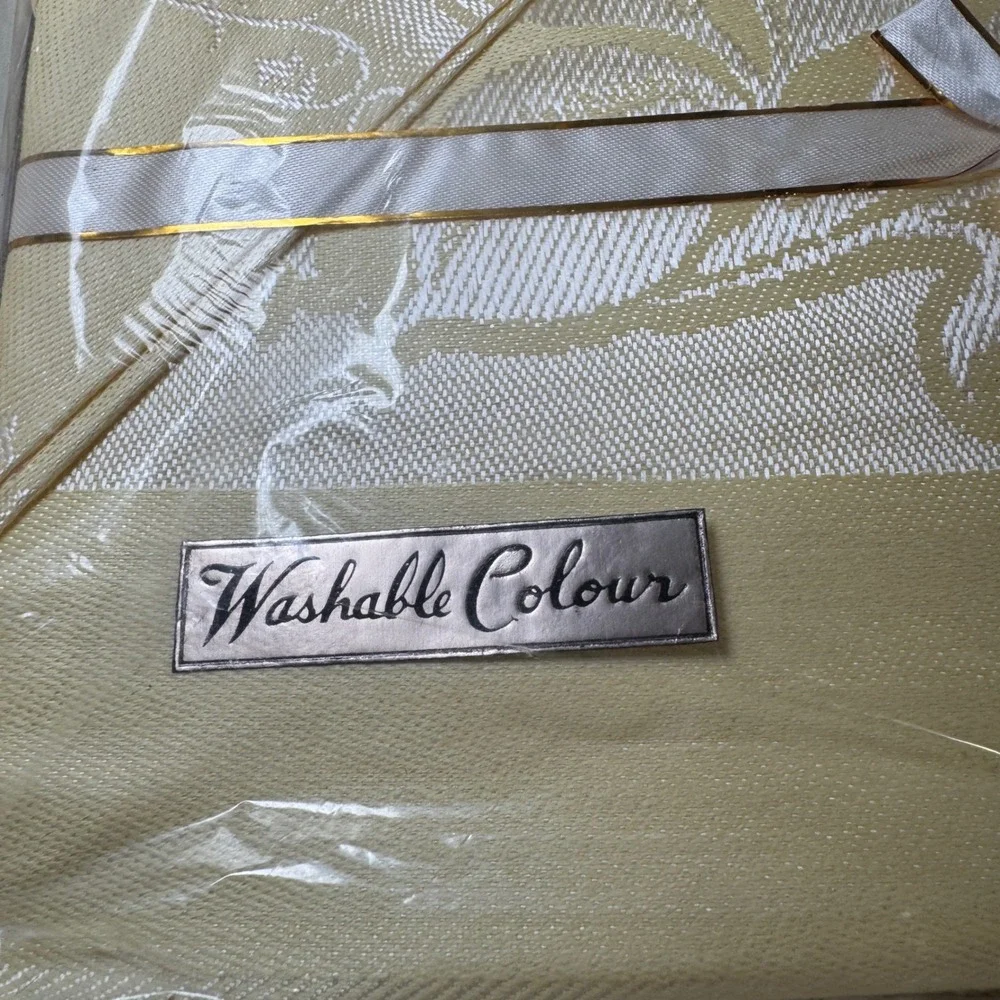 Vintage FL Gold Damask Tablecloth and 6 Napkin Set 54x74 Floral Made in Japan